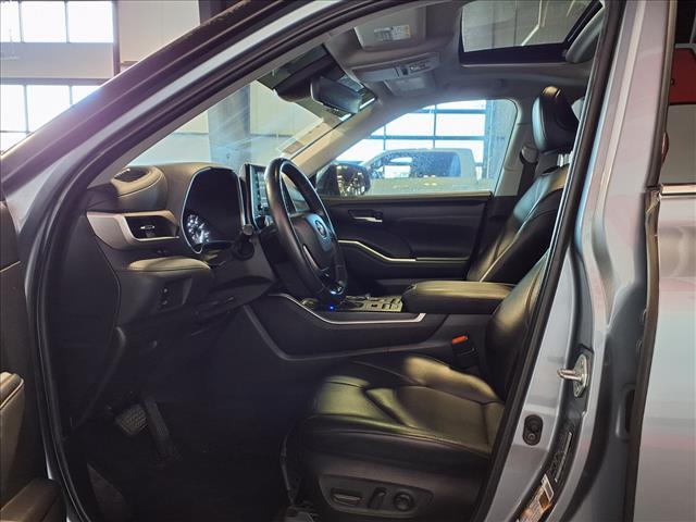 used 2021 Toyota Highlander car, priced at $25,988