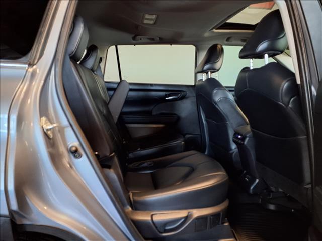used 2021 Toyota Highlander car, priced at $25,988
