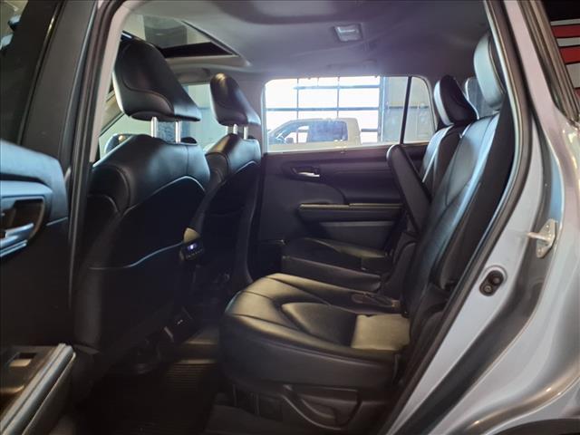 used 2021 Toyota Highlander car, priced at $25,988