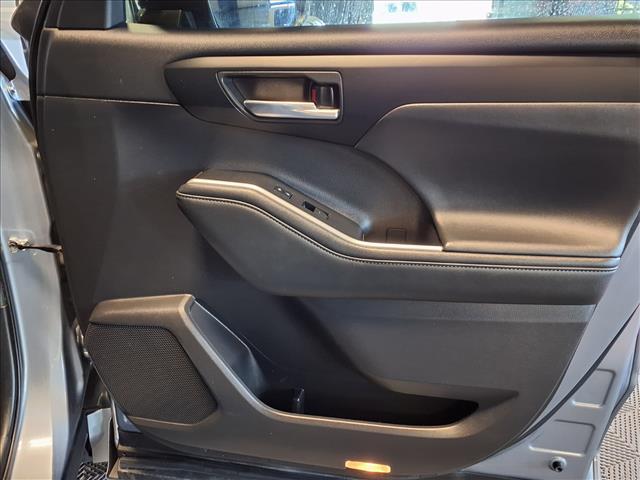 used 2021 Toyota Highlander car, priced at $25,988