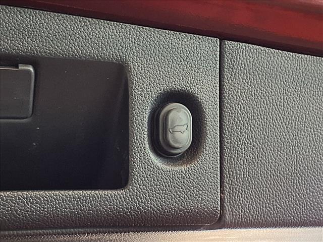 used 2020 GMC Yukon car, priced at $33,488