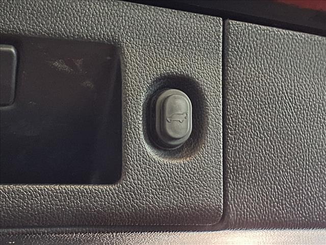 used 2020 GMC Yukon car, priced at $39,988