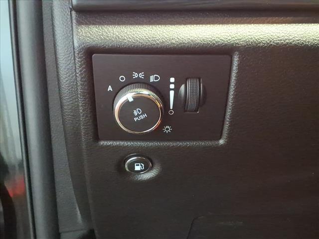 used 2021 Jeep Grand Cherokee car, priced at $19,988