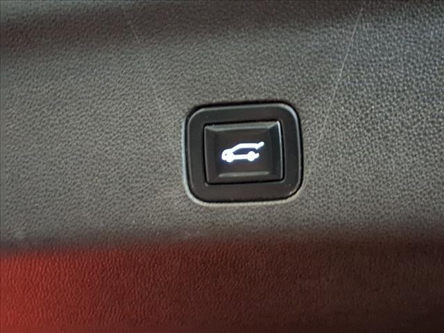 used 2022 Chevrolet Suburban car, priced at $48,988