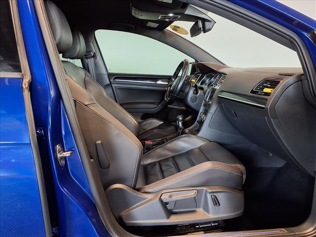 used 2017 Volkswagen Golf R car