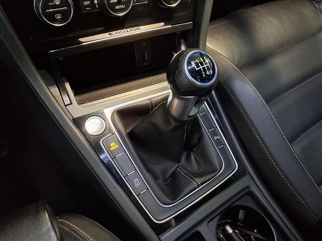 used 2017 Volkswagen Golf R car