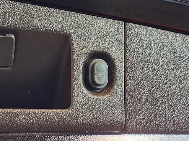 used 2018 GMC Yukon XL car, priced at $24,988