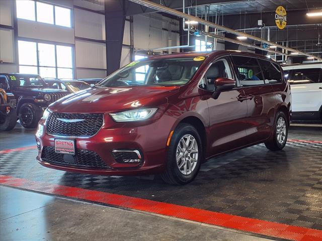 used 2023 Chrysler Pacifica car, priced at $23,988