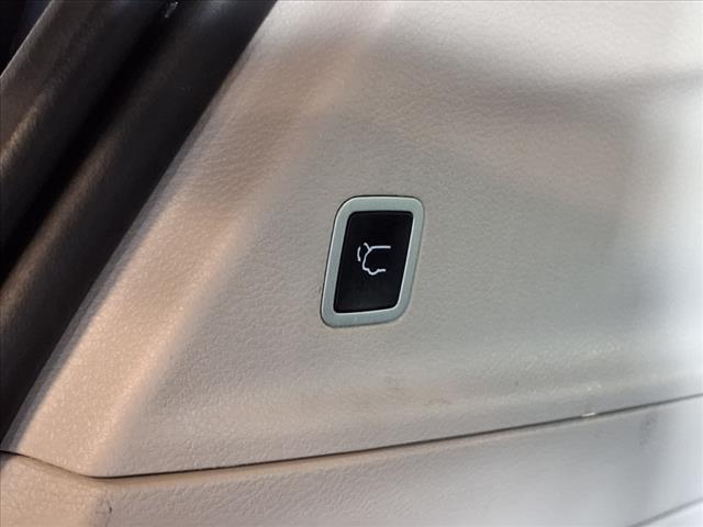 used 2023 Chrysler Pacifica car, priced at $23,988