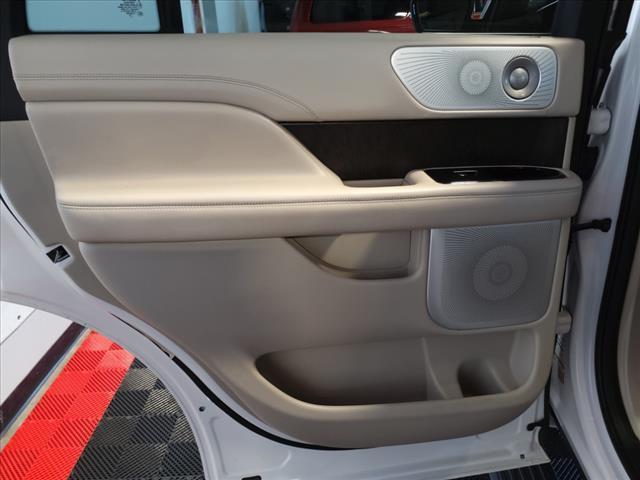 used 2018 Lincoln Navigator car