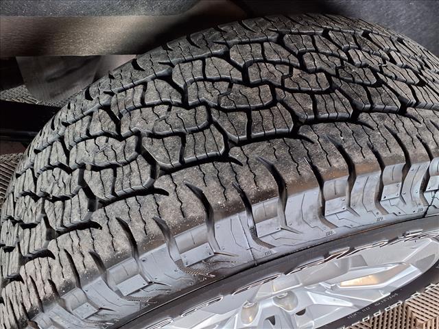 used 2024 Chevrolet Silverado 1500 car, priced at $42,988