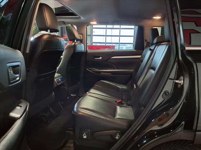 used 2015 Toyota Highlander car, priced at $17,988