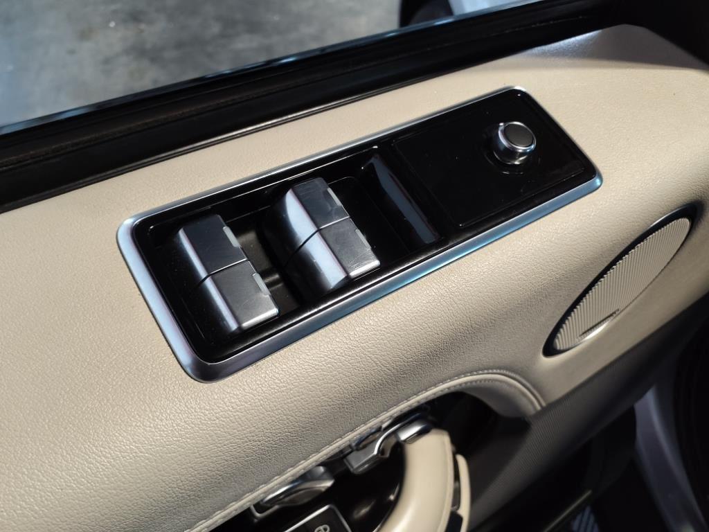 used 2018 Land Rover Range Rover car