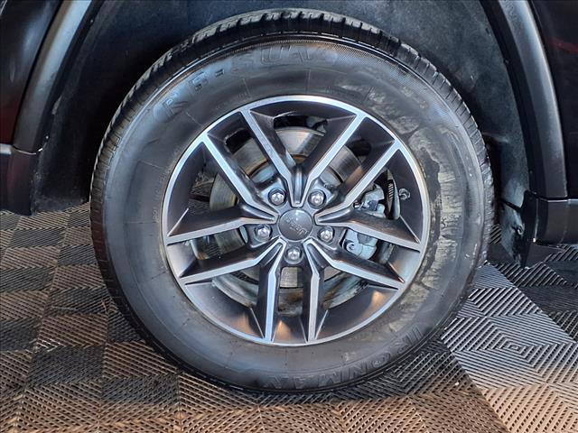 used 2021 Jeep Grand Cherokee car, priced at $20,988