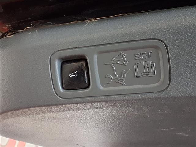 used 2019 Lincoln Navigator L car, priced at $28,988