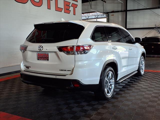 used 2015 Toyota Highlander car, priced at $17,988