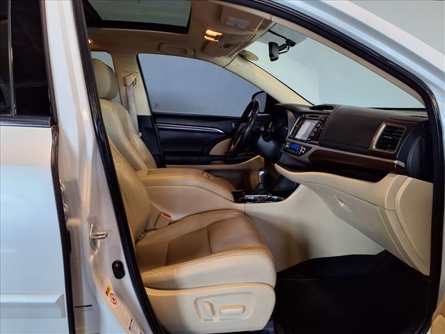 used 2015 Toyota Highlander car, priced at $17,988