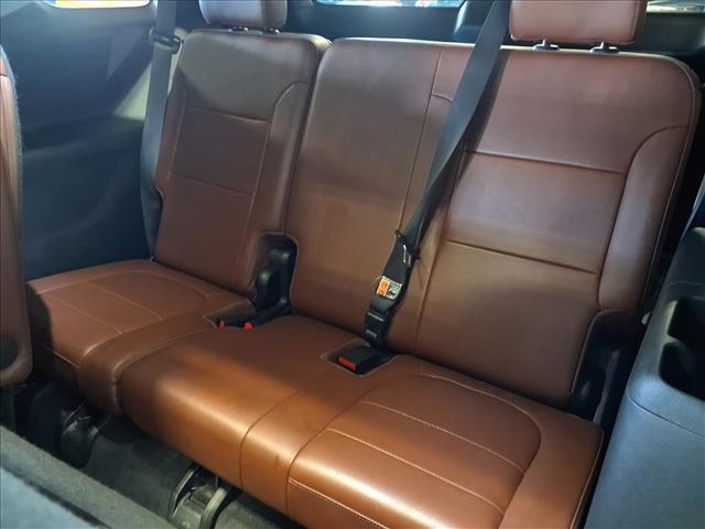 used 2021 Chevrolet Traverse car, priced at $27,988