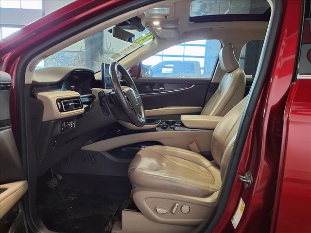 used 2021 Lincoln Nautilus car, priced at $23,988