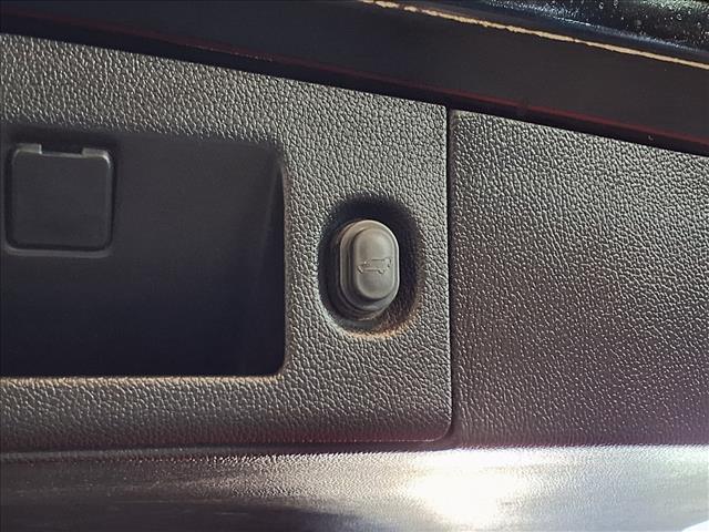 used 2020 Chevrolet Suburban car, priced at $31,988