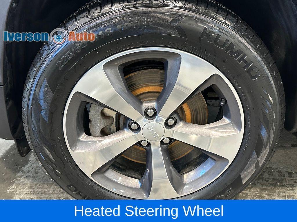 used 2019 Jeep Cherokee car, priced at $18,995