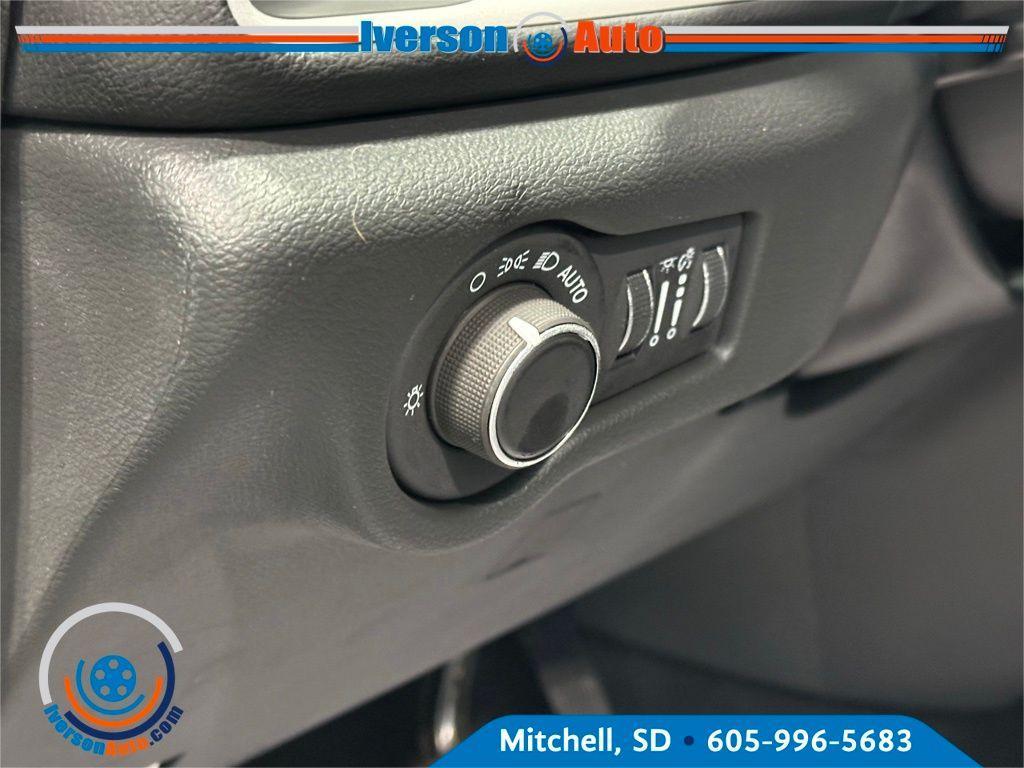 new 2026 Chrysler Voyager car, priced at $38,031