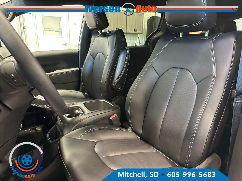 new 2026 Chrysler Voyager car, priced at $38,031