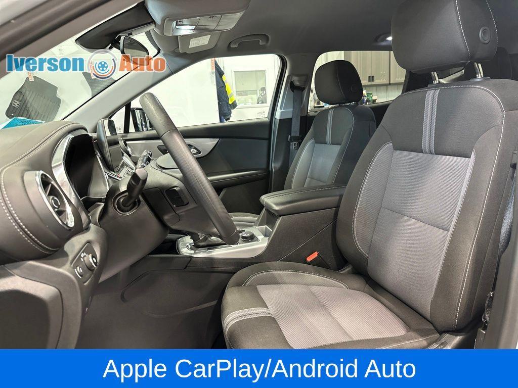 used 2025 Chevrolet Blazer car, priced at $30,285