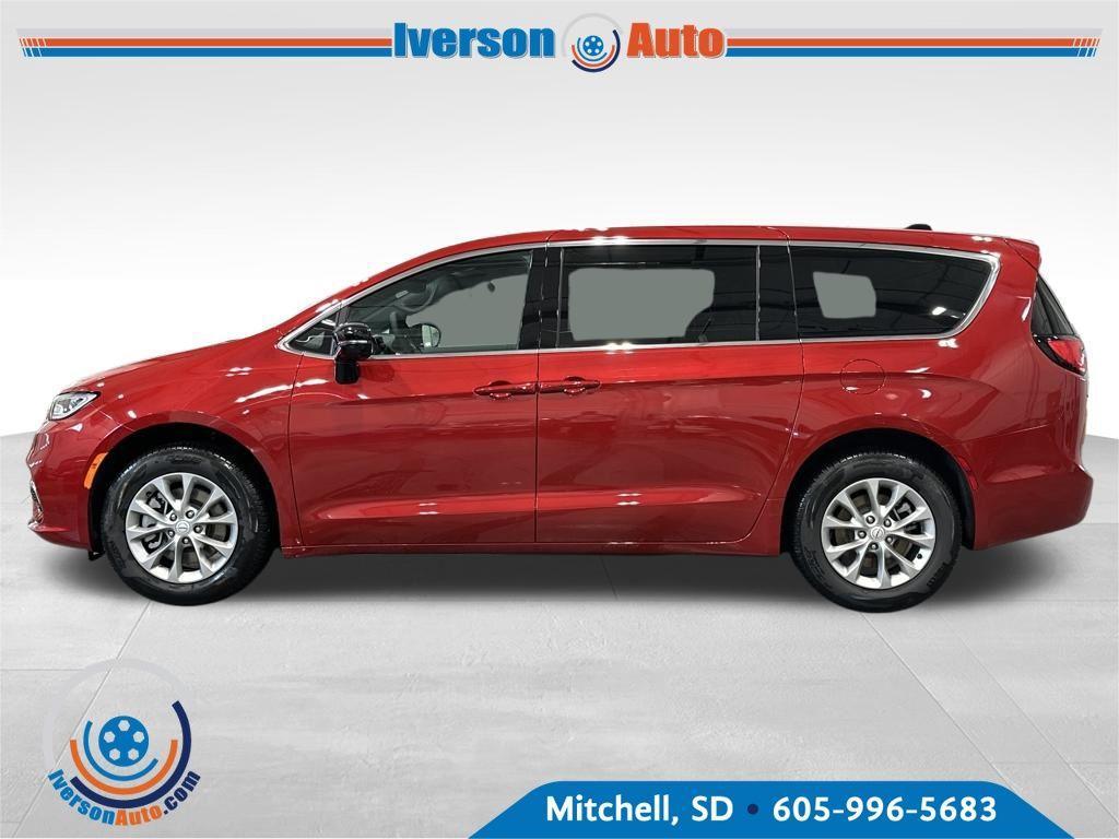 new 2026 Chrysler Pacifica car, priced at $43,240