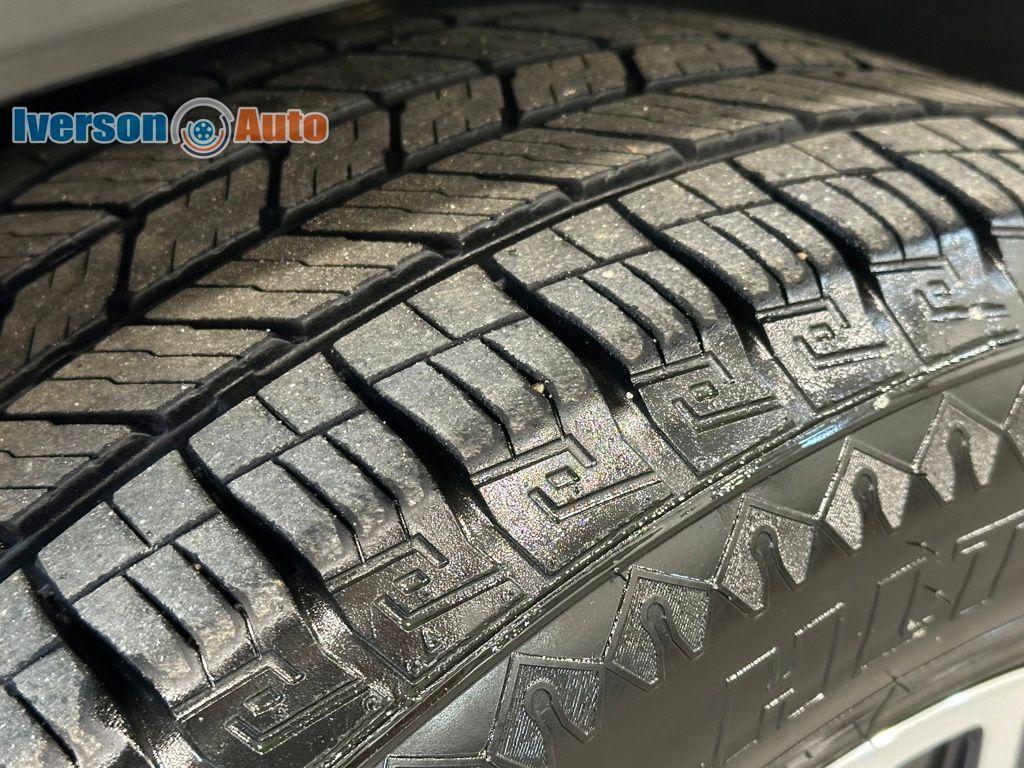 used 2023 Jeep Wagoneer L car, priced at $40,995