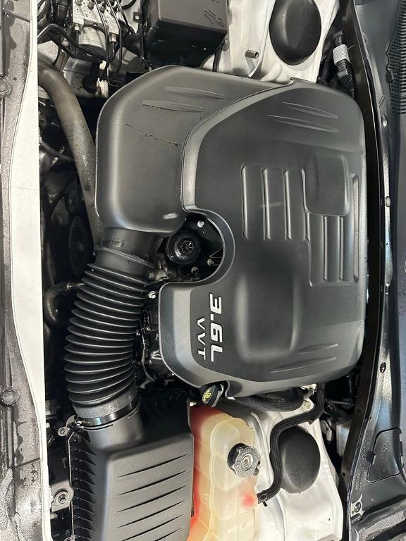 used 2023 Chrysler 300 car, priced at $25,995