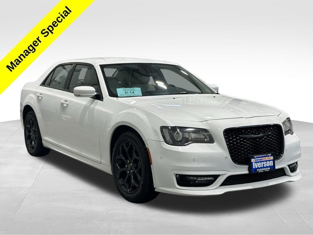 used 2023 Chrysler 300 car, priced at $25,995