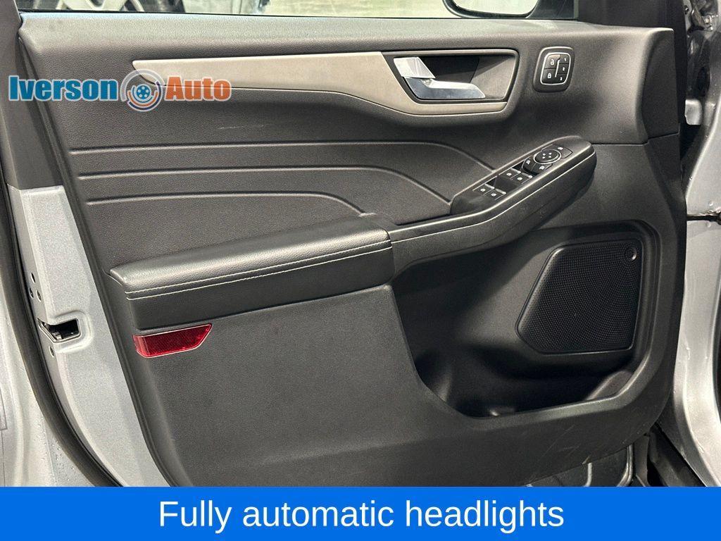 used 2022 Ford Escape car, priced at $22,525