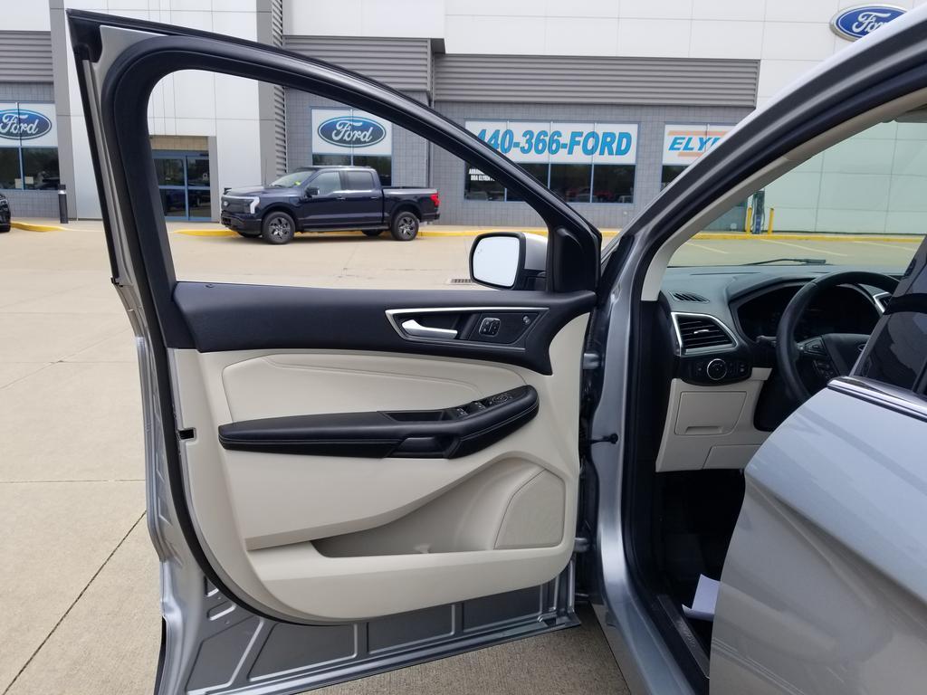 used 2022 Ford Edge car, priced at $28,936