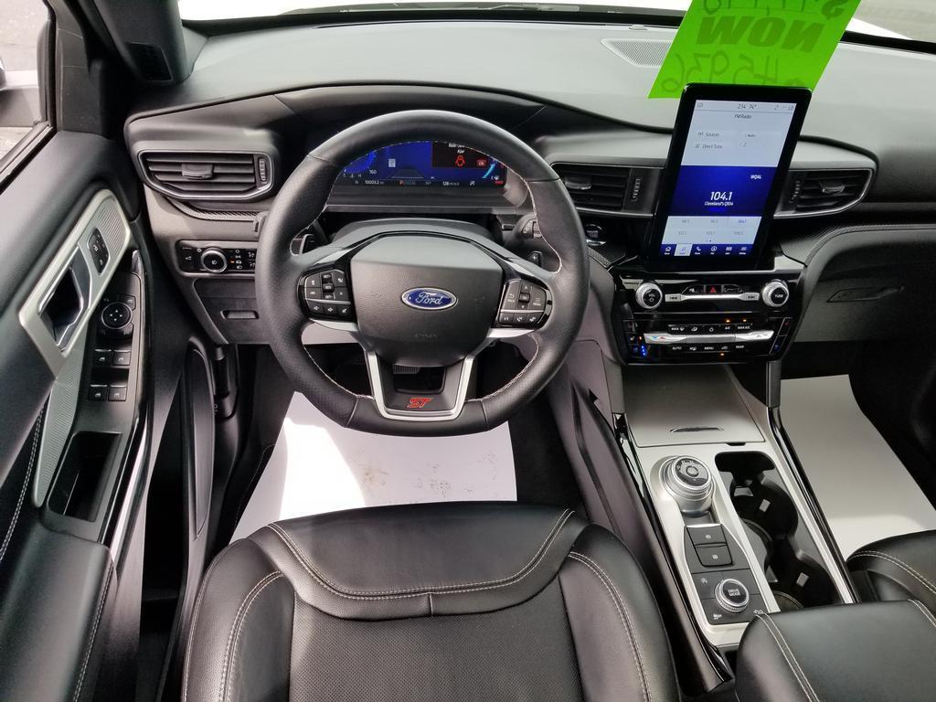 used 2023 Ford Explorer car, priced at $45,936