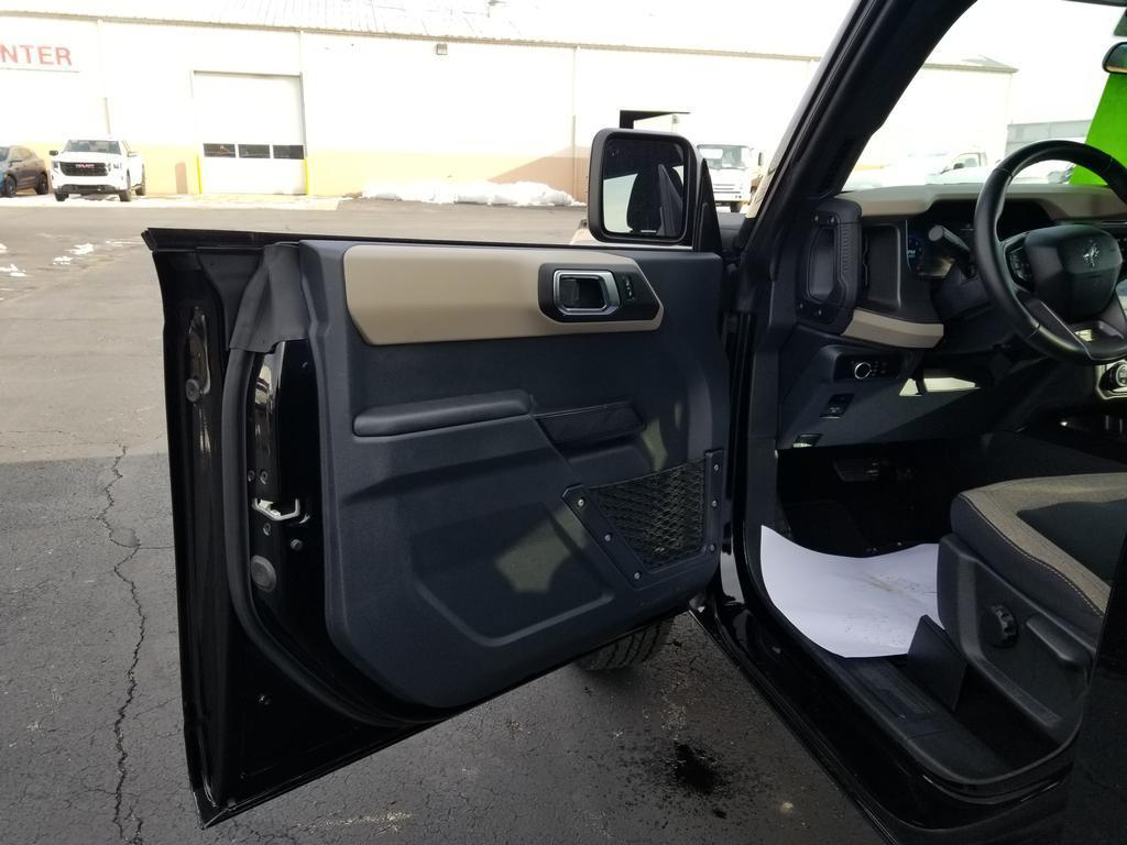 used 2025 Ford Bronco car, priced at $43,936