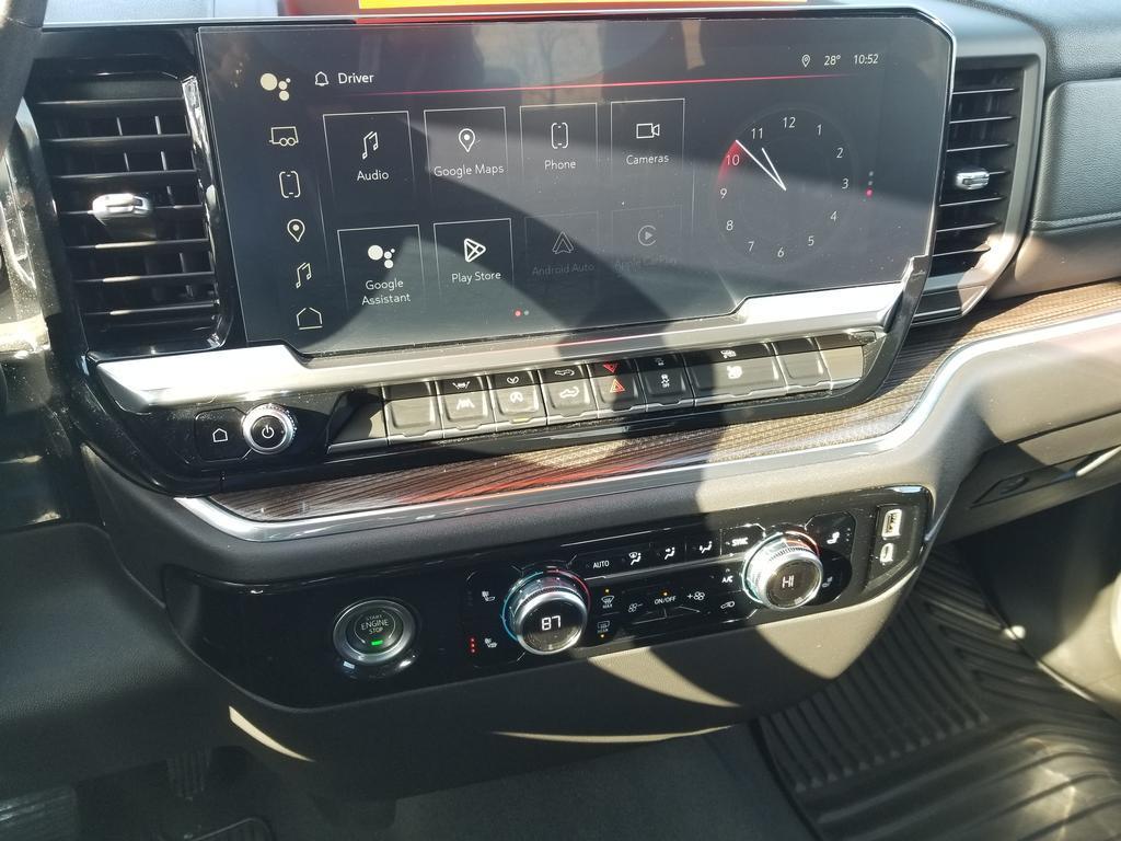 used 2023 GMC Sierra 1500 car, priced at $43,900