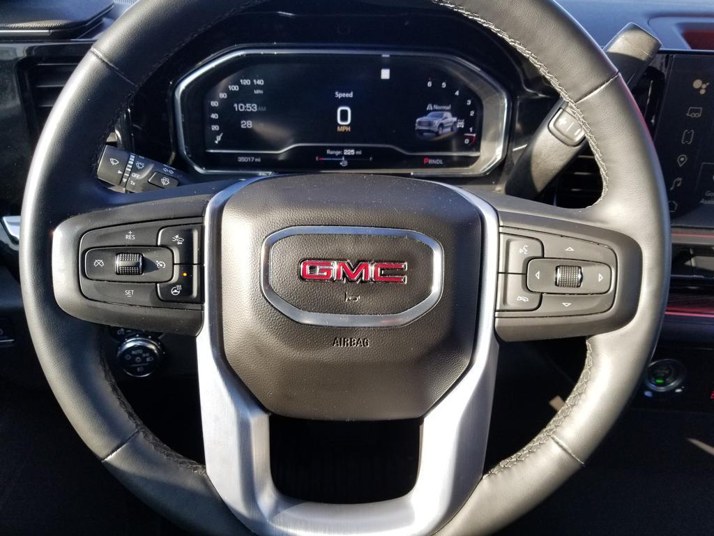 used 2023 GMC Sierra 1500 car, priced at $43,900