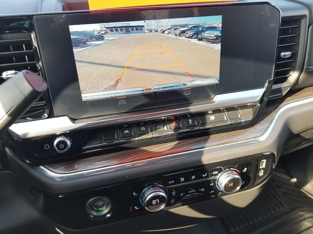 used 2023 GMC Sierra 1500 car, priced at $43,900