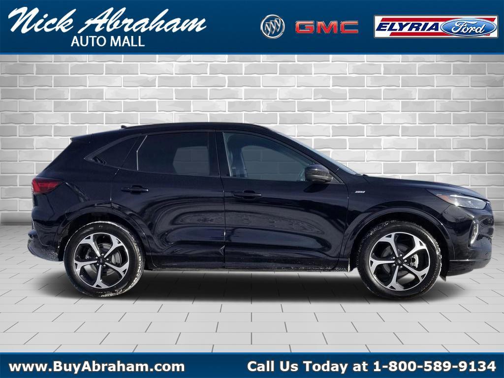 used 2023 Ford Escape car, priced at $30,936