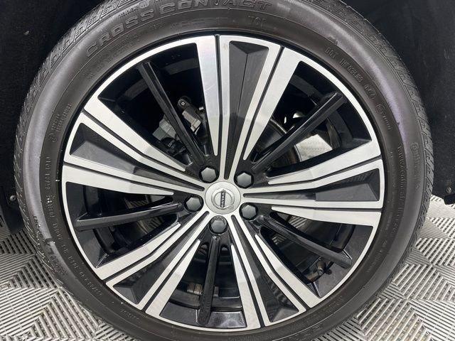 used 2023 Volvo XC60 car, priced at $33,500