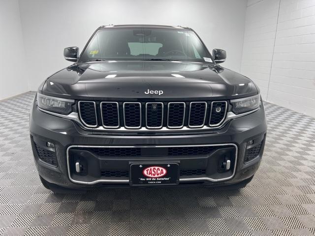 used 2022 Jeep Grand Cherokee car, priced at $35,900