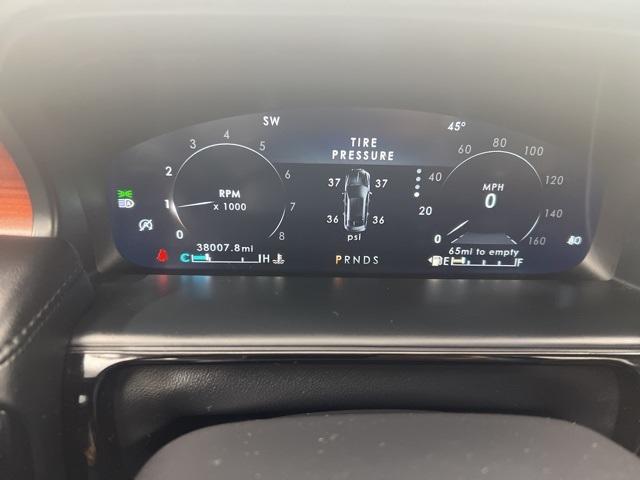 used 2023 Lincoln Nautilus car, priced at $35,900