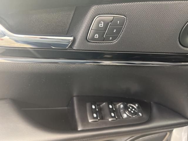 used 2023 Lincoln Nautilus car, priced at $35,900