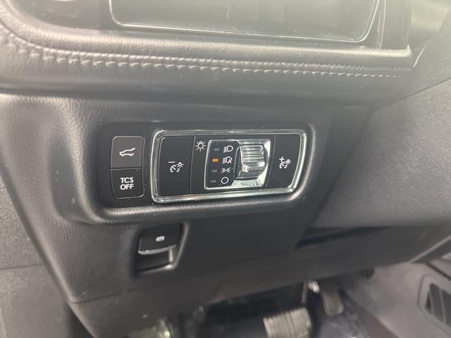 used 2023 Lincoln Nautilus car, priced at $35,900