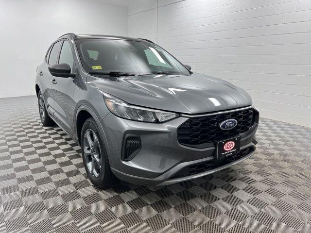 used 2023 Ford Escape car, priced at $26,899