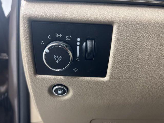 used 2021 Jeep Grand Cherokee car, priced at $26,399