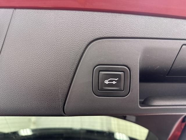 used 2023 Buick Envision car, priced at $27,900