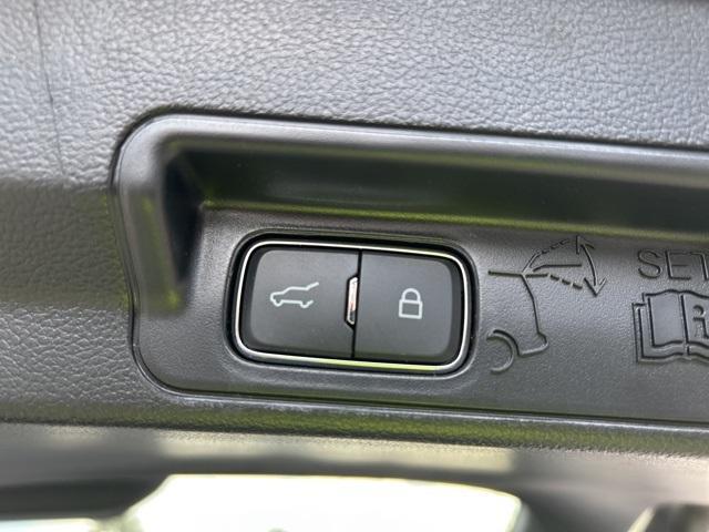 used 2022 Ford Explorer car, priced at $26,900