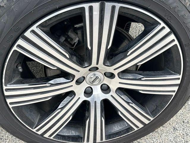 used 2025 Volvo XC90 Plug-In Hybrid car, priced at $67,299